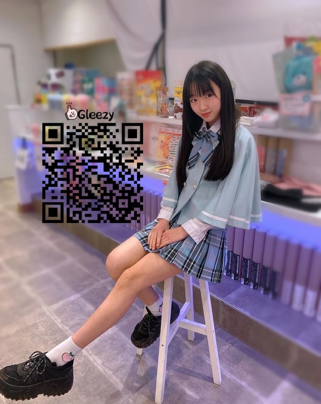 150133cfb27c528857y715.jpg