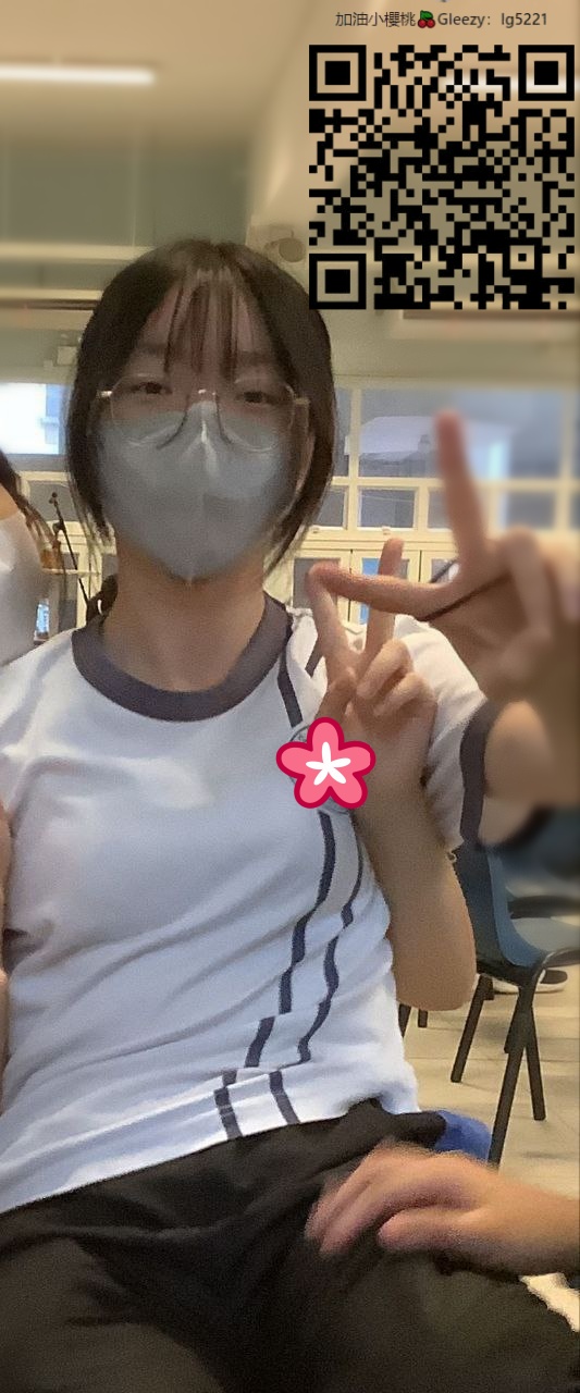 晴晴 (2).jpg